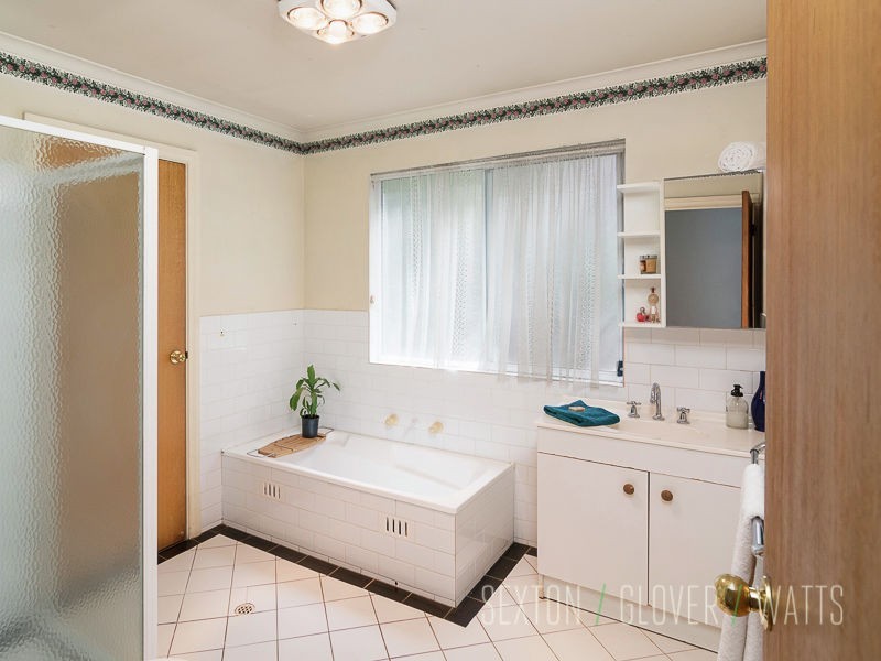 2 Omrah Street, Bridgewater SA 5155