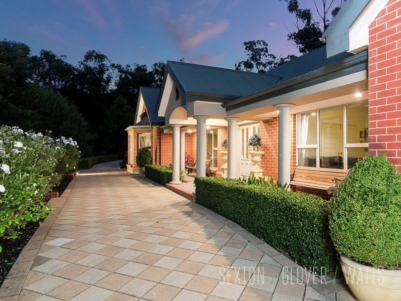 24 Storey Road, Hahndorf SA 5245