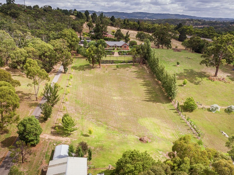 24 Storey Road, Hahndorf SA 5245