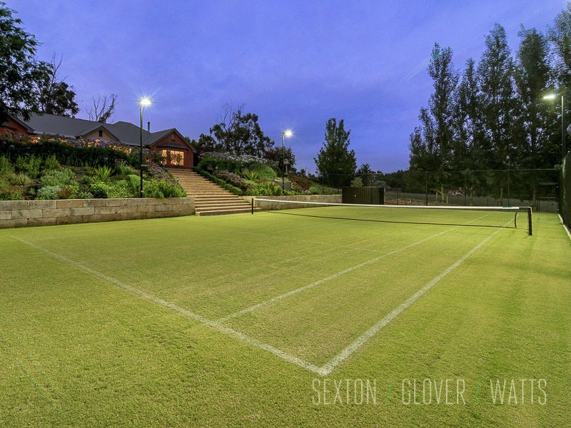 24 Storey Road, Hahndorf SA 5245