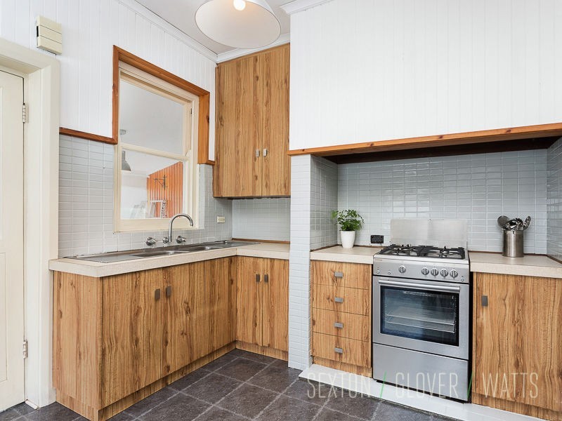 16 Nalara Ave, Rostrevor SA 5073