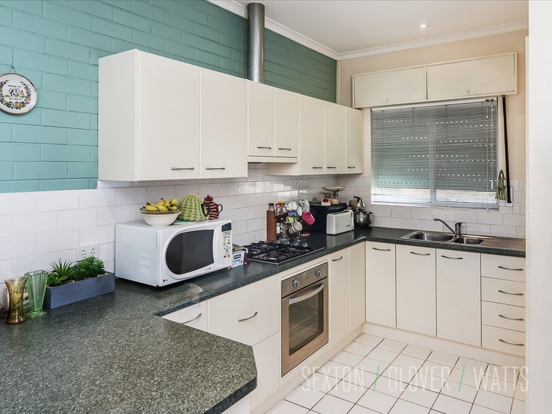 2/13 Victoria Crescent, Mount Barker SA 5251