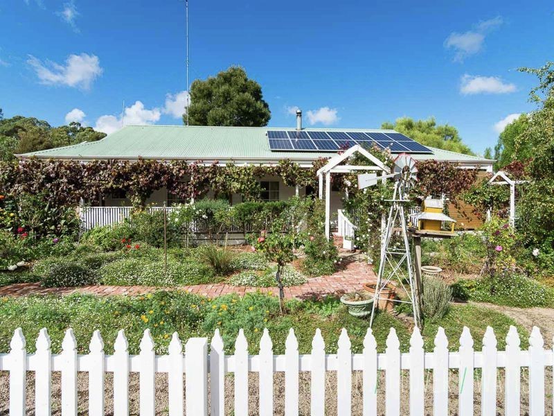 6 Parin Street, Macclesfield SA 5153