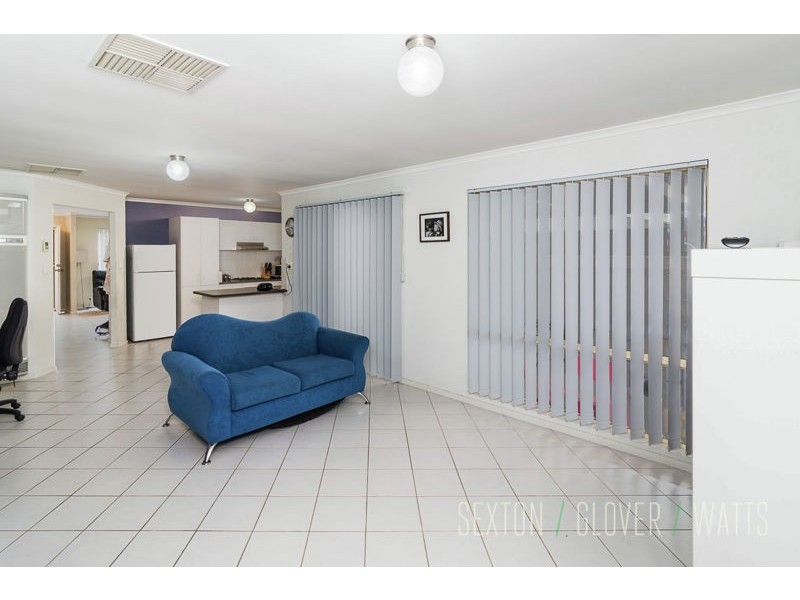 4 Verdant Parade, Woodcroft SA 5162