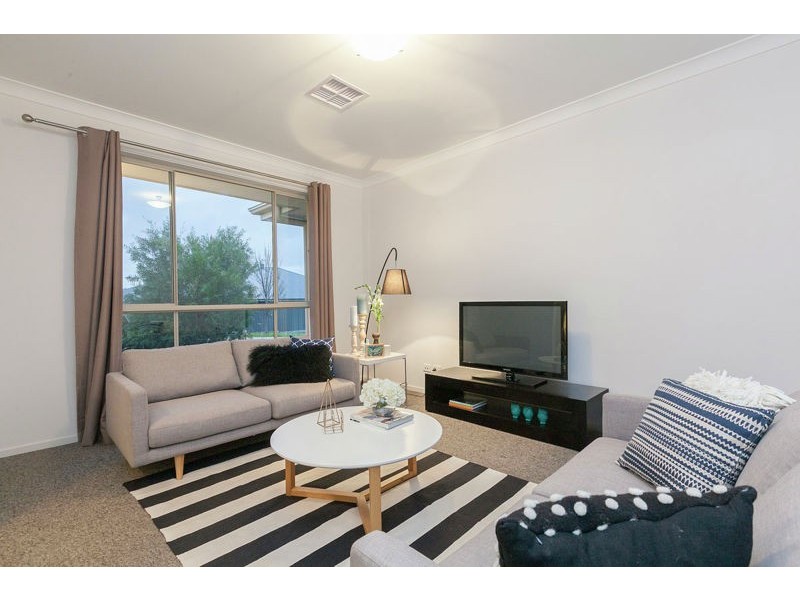 42 Greenfield Street, Mount Barker SA 5251