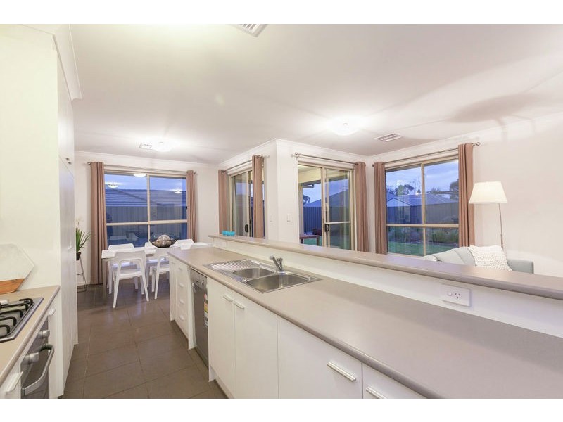 42 Greenfield Street, Mount Barker SA 5251