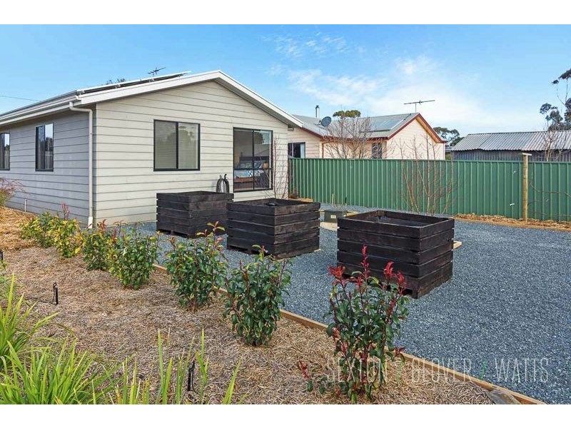 13 Hallett Street, Callington SA 5254