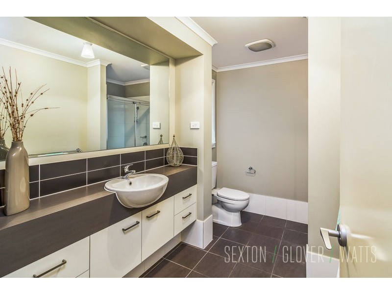 11 Jordan Street, Mount Barker SA 5251