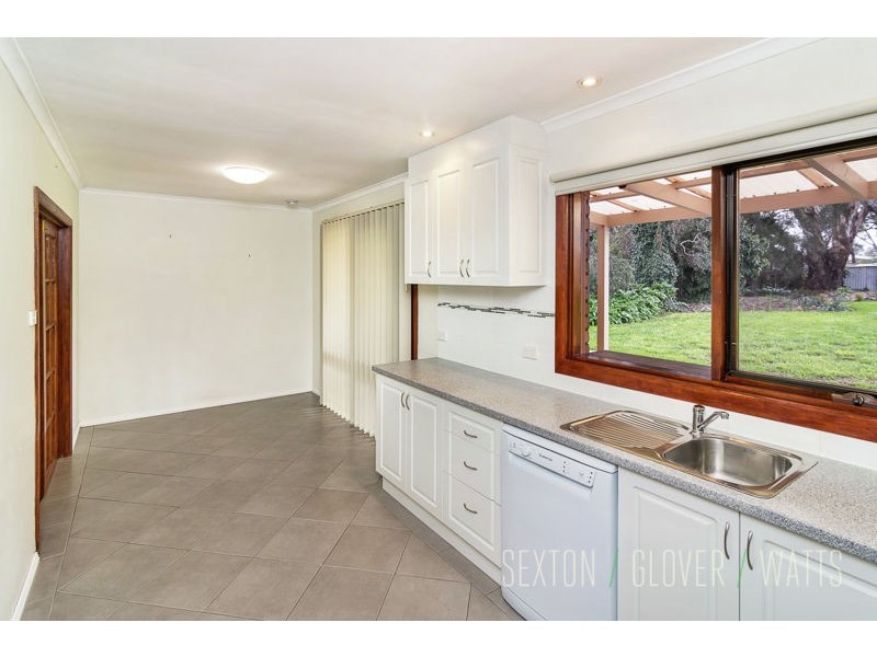 8 Maurice Road, Mount Barker SA 5251