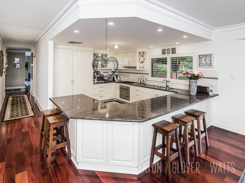 24 Storey Road, Hahndorf SA 5245