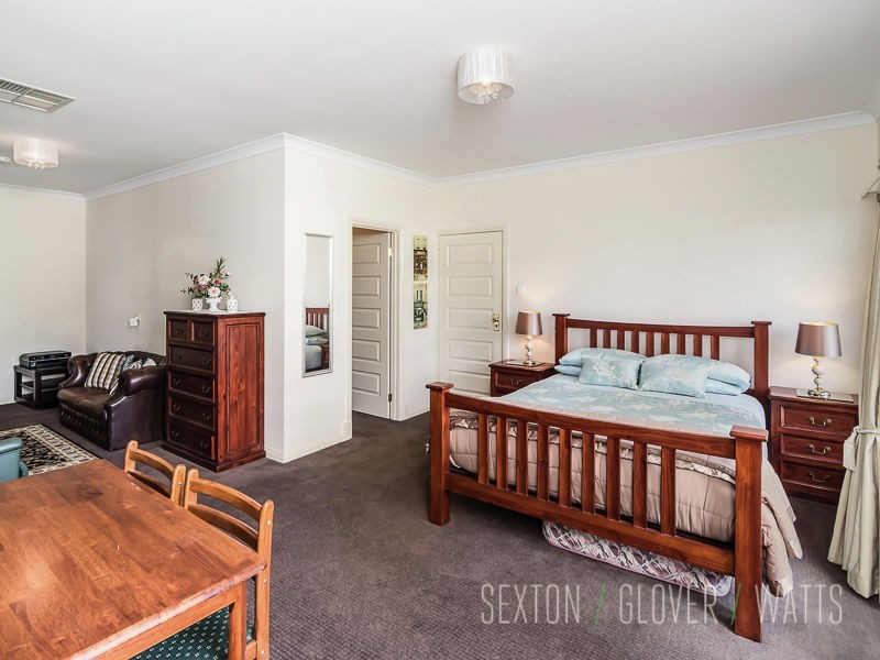 24 Storey Road, Hahndorf SA 5245