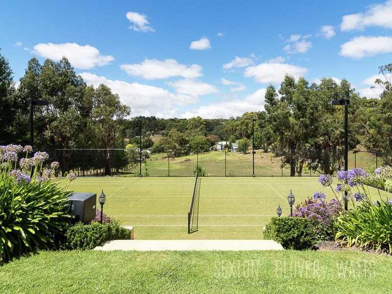 24 Storey Road, Hahndorf SA 5245