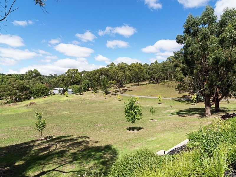 24 Storey Road, Hahndorf SA 5245