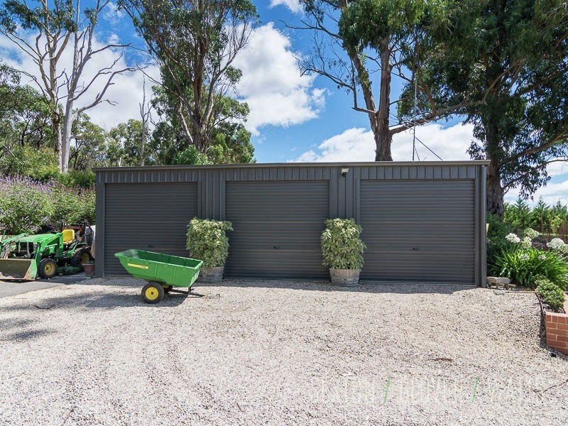 24 Storey Road, Hahndorf SA 5245