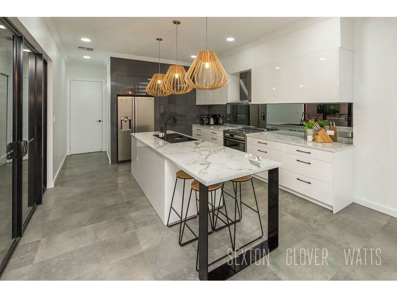 8 Park Terrace, Mount Barker SA 5251