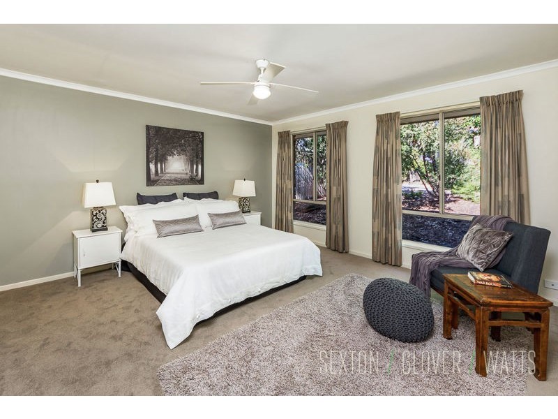 13 Ware Close, Mount Barker SA 5251