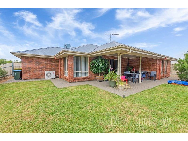 18 Grassmere Drive, Murray Bridge SA 5253