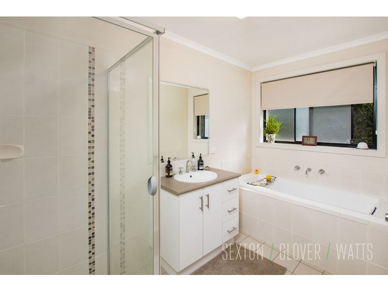 27 Highland Street, Mount Barker SA 5251