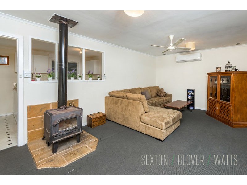 6 Hawthorn Street, Dawesley SA 5252