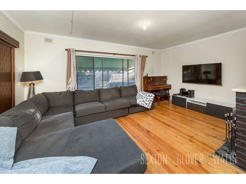 32 Cameron Road, Mount Barker SA 5251