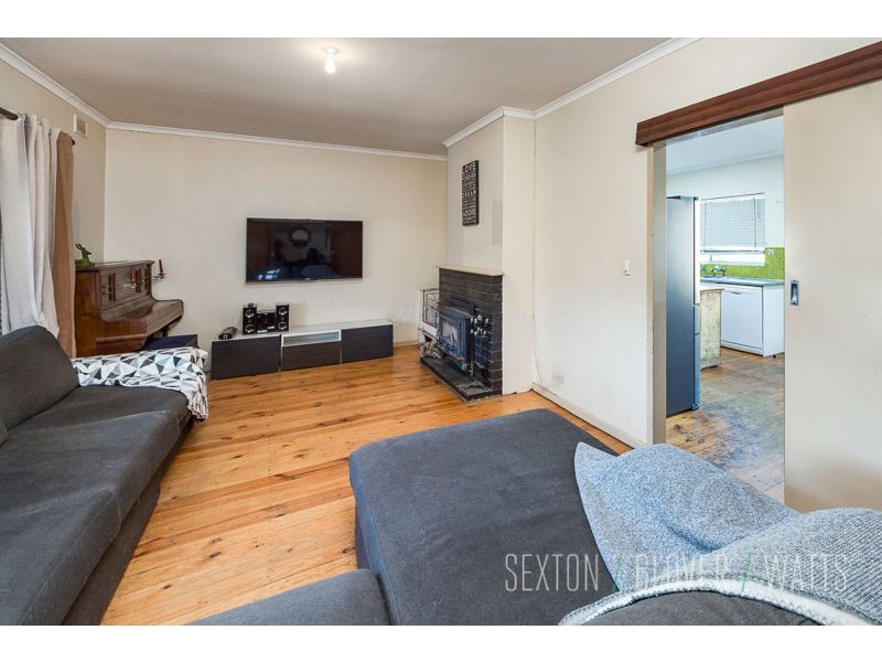 32 Cameron Road, Mount Barker SA 5251