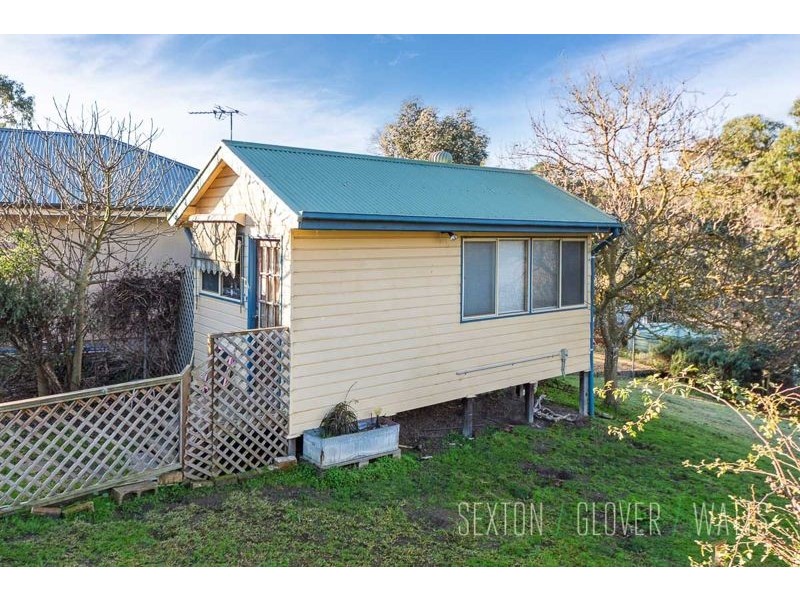 32 Cameron Road, Mount Barker SA 5251