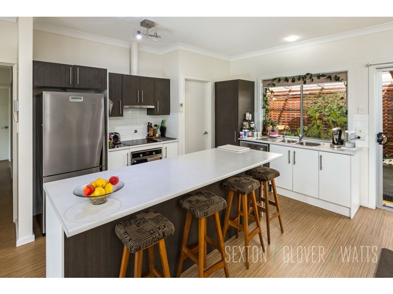 2 Olden Place, Mount Barker SA 5251