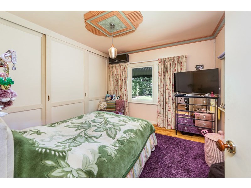 9 Pine Avenue, Hahndorf SA 5245