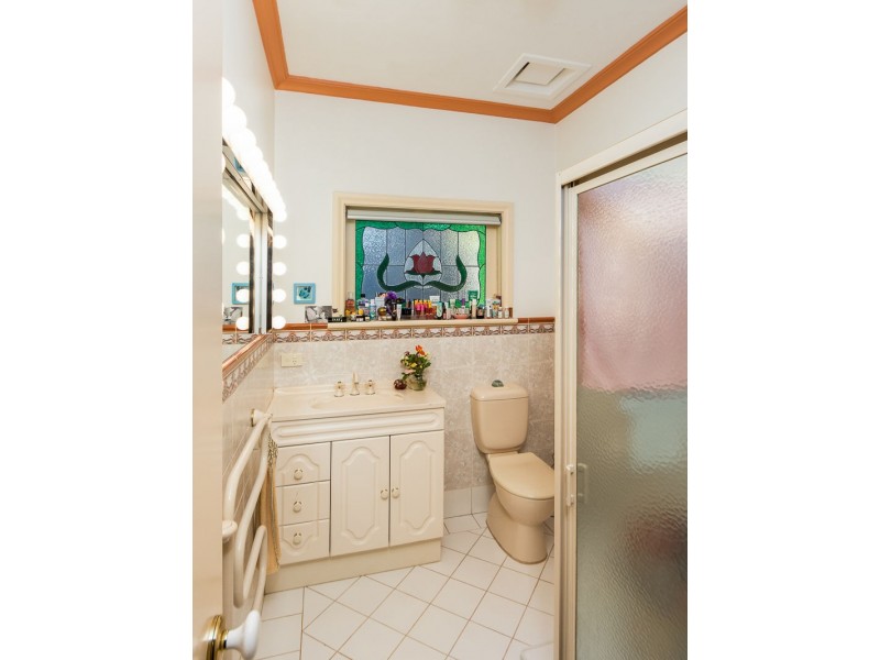 9 Pine Avenue, Hahndorf SA 5245