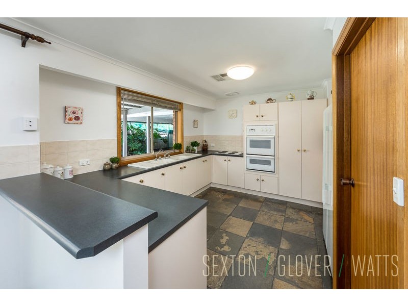 12 Heinrich Court, Mount Barker SA 5251