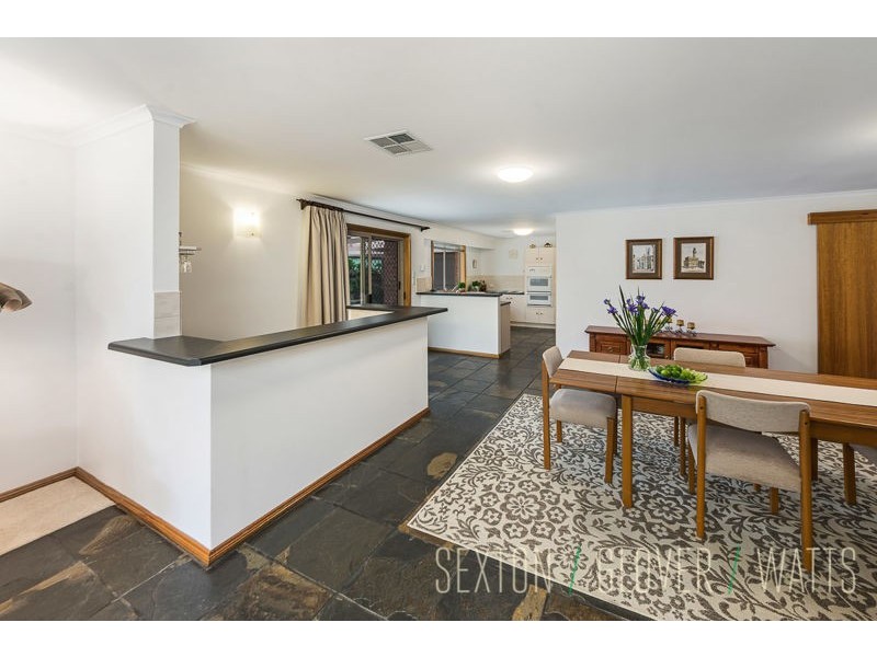 12 Heinrich Court, Mount Barker SA 5251