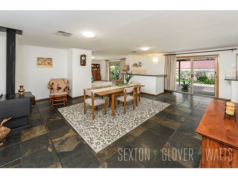 12 Heinrich Court, Mount Barker SA 5251