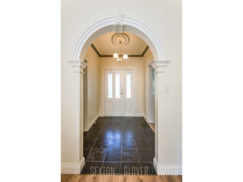 29 Memorial Drive, Mount Barker SA 5251