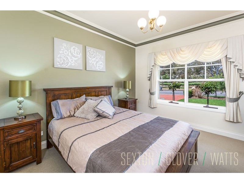 29 Memorial Drive, Mount Barker SA 5251