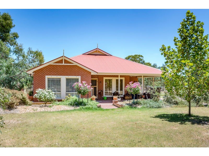 21 Battunga Road, Meadows SA 5201