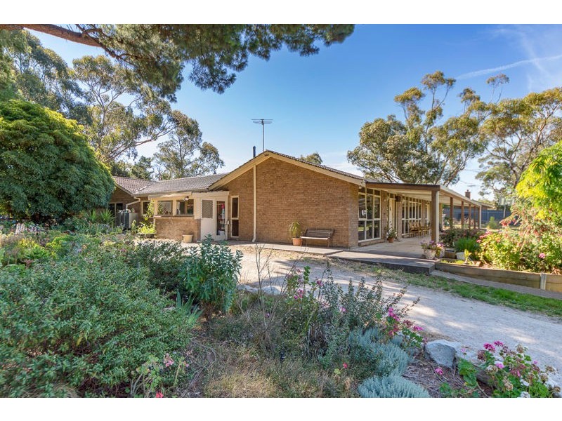 2120 Strathalbyn Road, Macclesfield SA 5153
