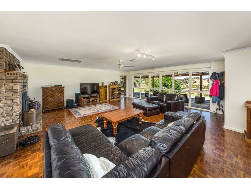 2120 Strathalbyn Road, Macclesfield SA 5153