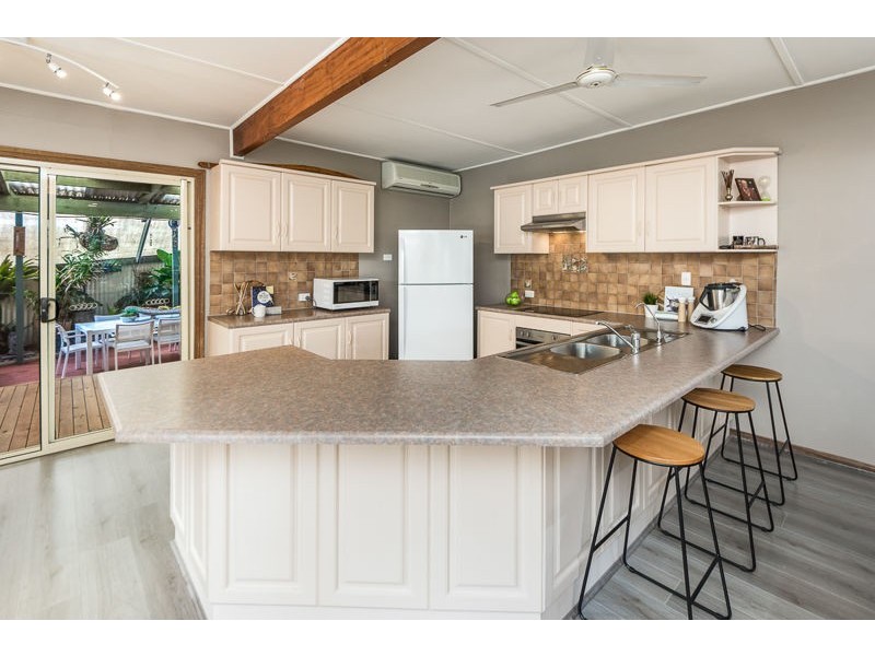 150 Broadbent Road, Paris Creek SA 5201