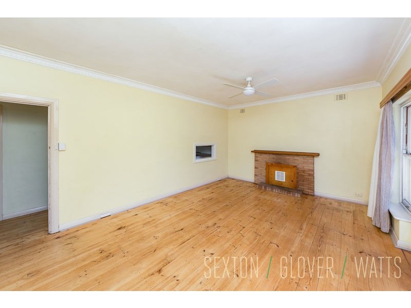 11 Milnes Road, Strathalbyn SA 5255