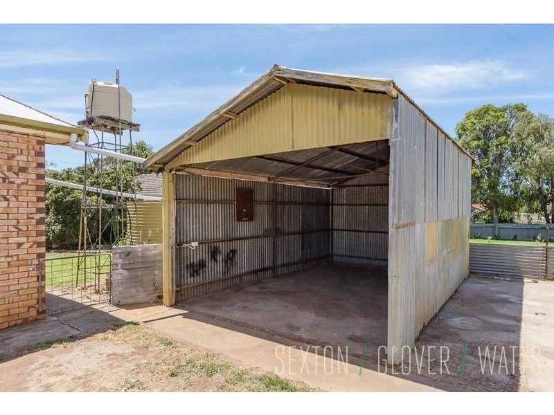 11 Milnes Road, Strathalbyn SA 5255