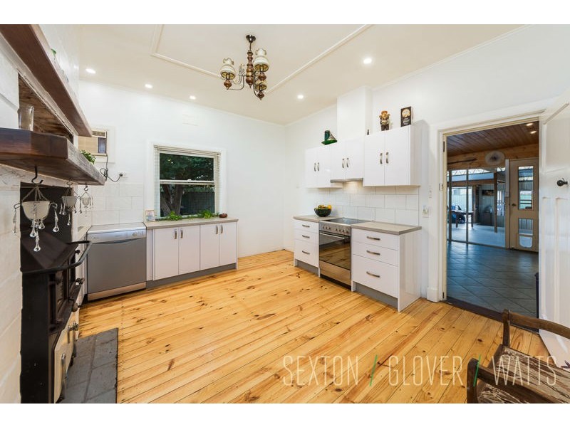 30 Sandergrove Road, Strathalbyn SA 5255
