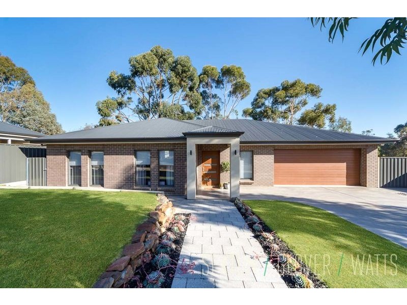 31 Jenkinson Drive, Mount Barker SA 5251