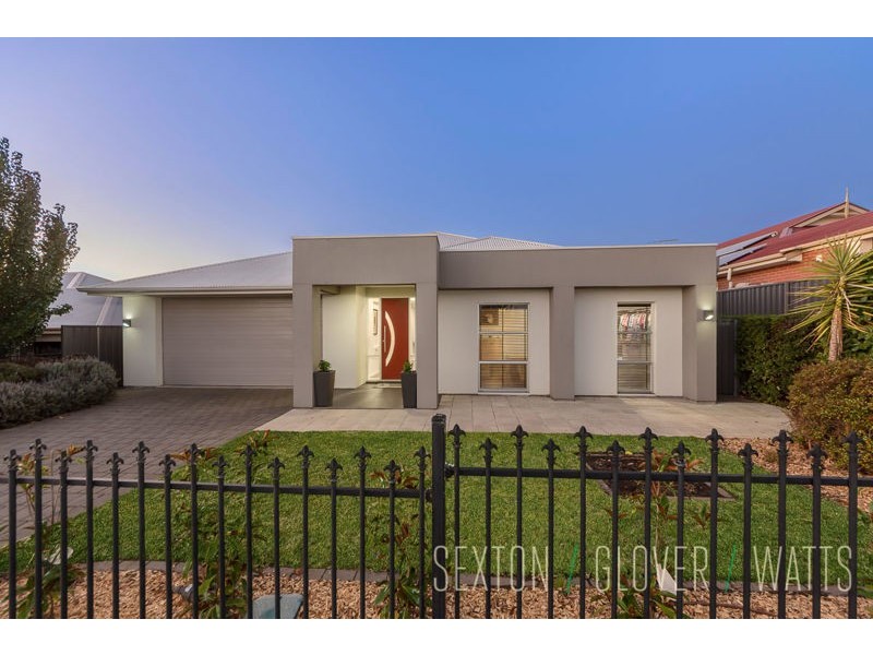 18 Greenfield Street, Mount Barker SA 5251