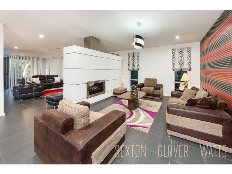 18 Greenfield Street, Mount Barker SA 5251