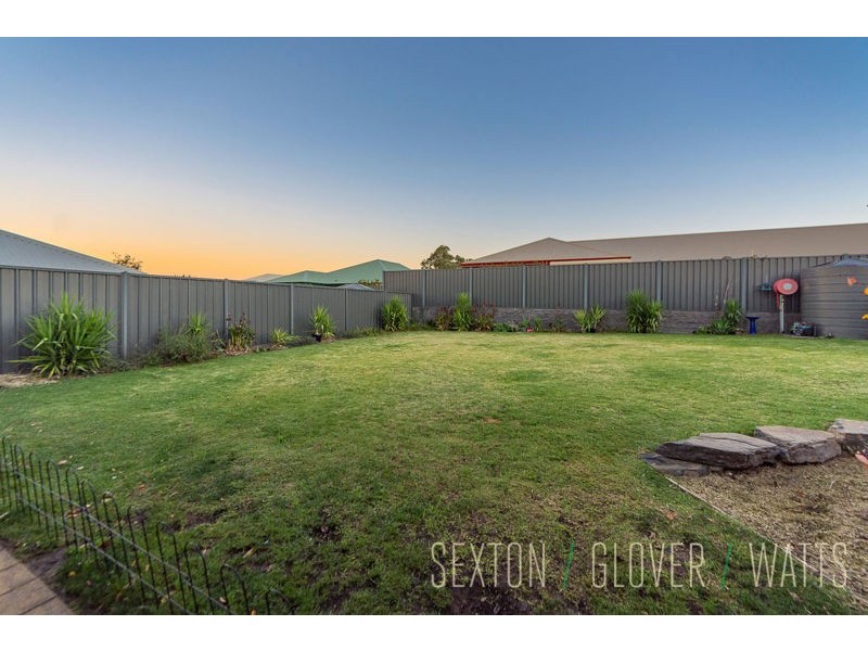 71 Hurling Drive, Mount Barker SA 5251