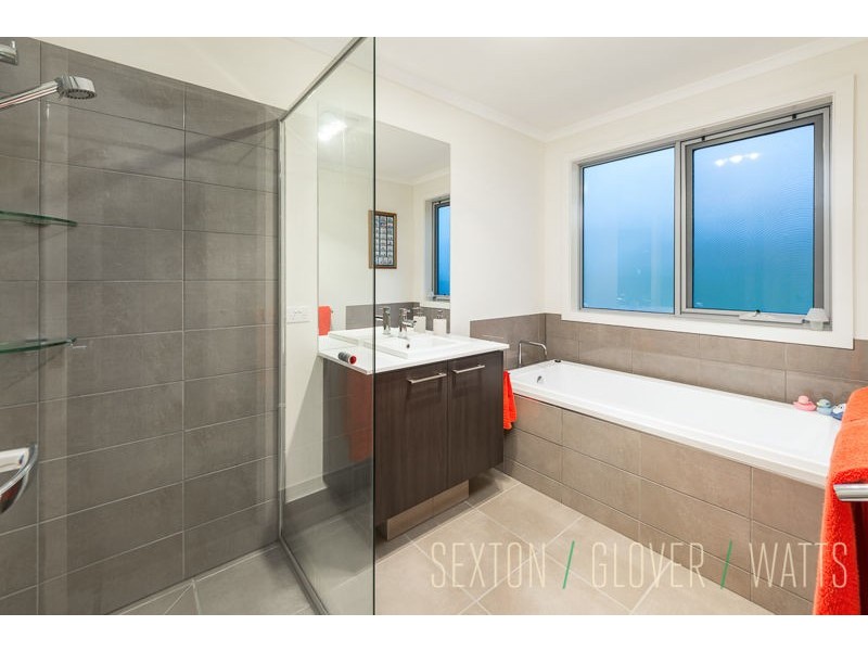 10 Withers Court, Mount Barker SA 5251