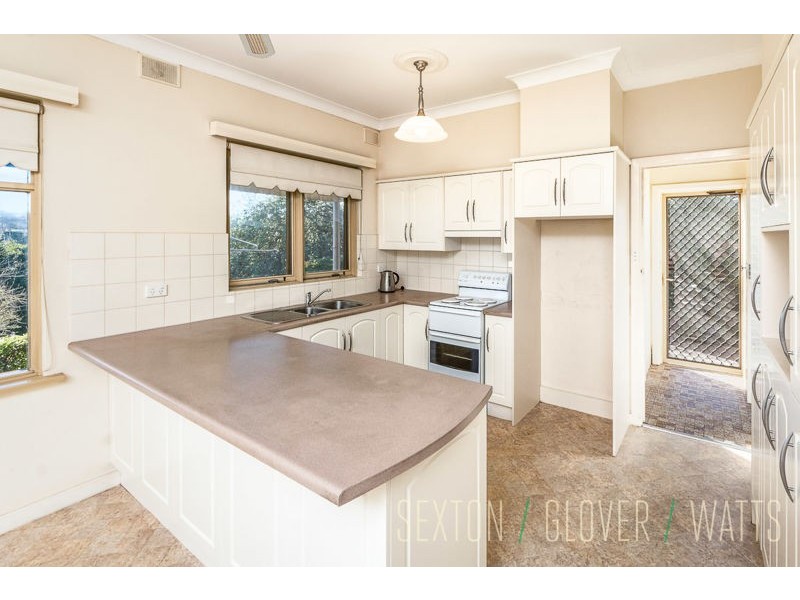 27 Days Road, Uraidla SA 5142