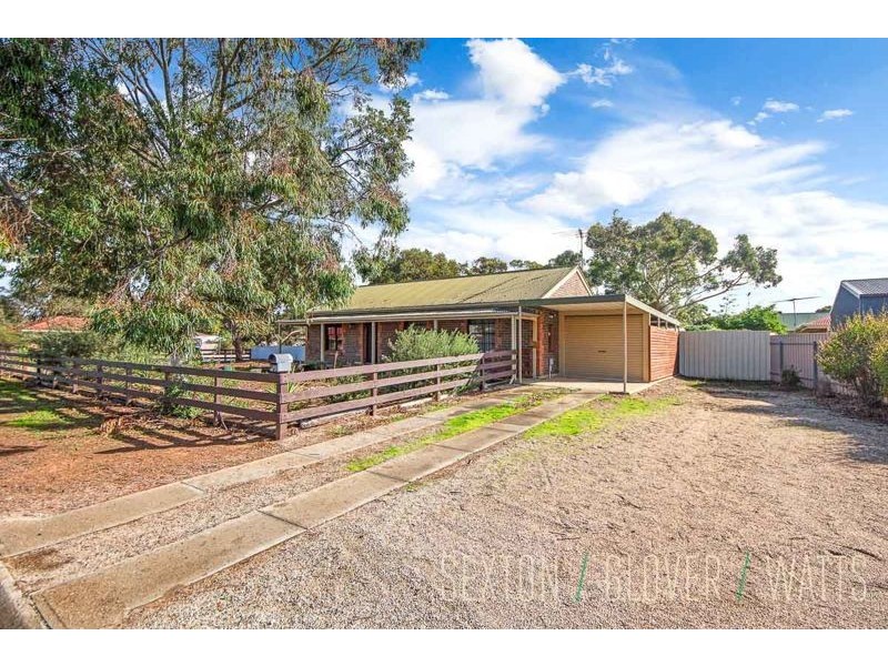 9 Wyatt Road, Strathalbyn SA 5255