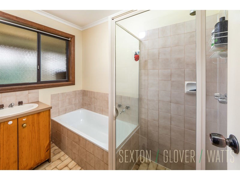 9 Wyatt Road, Strathalbyn SA 5255
