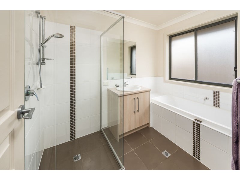 37 Douglas Drive, Mount Barker SA 5251